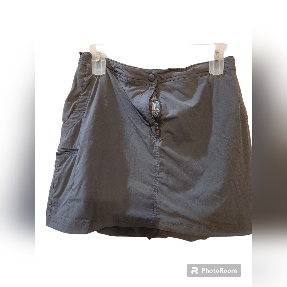 L.L Bean Trail skort size 20 Granite